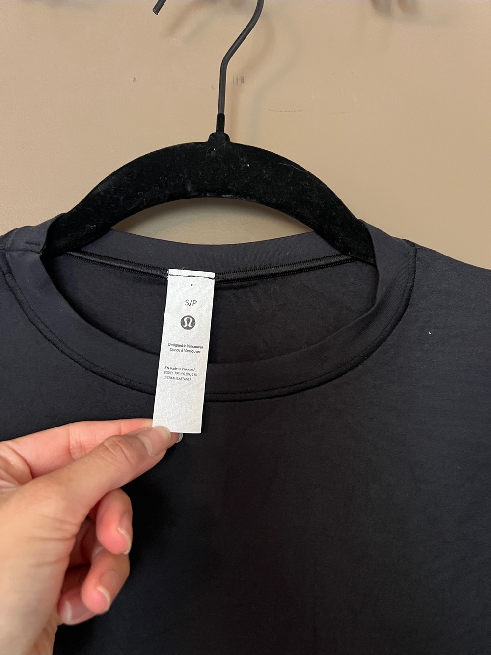 lululemon Wundermost Ultra-Soft Nulu Crewneck Long-Sleeve Shirt in Black - Sz S - Picture 3 of 6